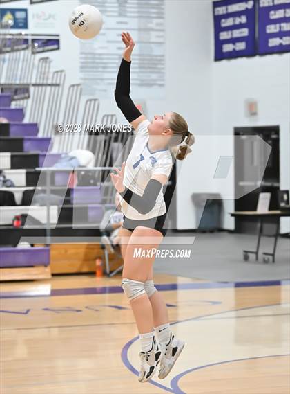Thumbnail 1 in Northwest Christian vs. Snowflake photogallery.