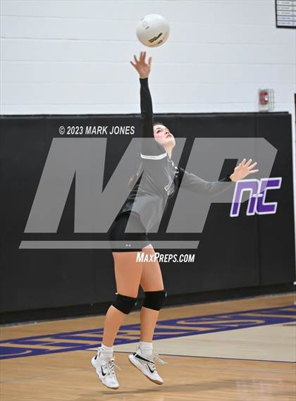 Thumbnail 2 in Northwest Christian vs. Snowflake photogallery.