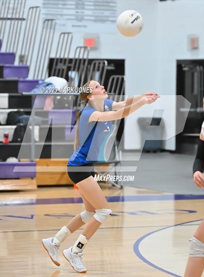 Thumbnail 1 in Northwest Christian vs. Snowflake photogallery.