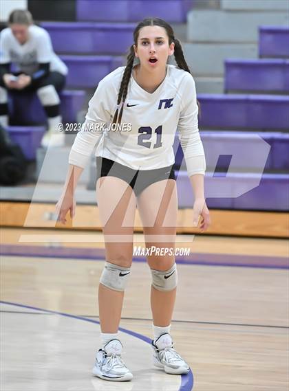 Thumbnail 2 in Northwest Christian vs. Snowflake photogallery.