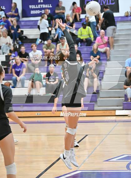 Thumbnail 1 in Northwest Christian vs. Snowflake photogallery.