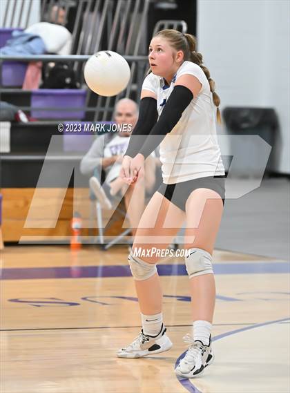 Thumbnail 3 in Northwest Christian vs. Snowflake photogallery.