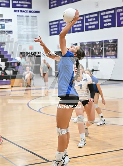 Thumbnail 1 in Northwest Christian vs. Snowflake photogallery.