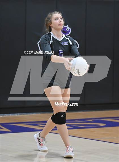 Thumbnail 3 in Northwest Christian vs. Snowflake photogallery.
