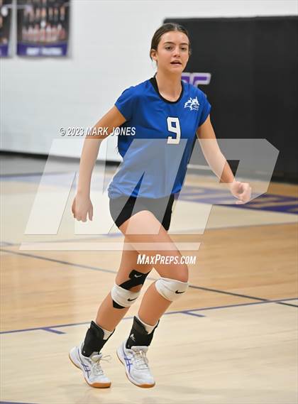 Thumbnail 3 in Northwest Christian vs. Snowflake photogallery.