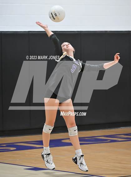Thumbnail 1 in Northwest Christian vs. Snowflake photogallery.