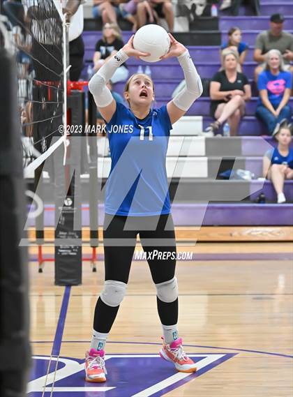 Thumbnail 2 in Northwest Christian vs. Snowflake photogallery.