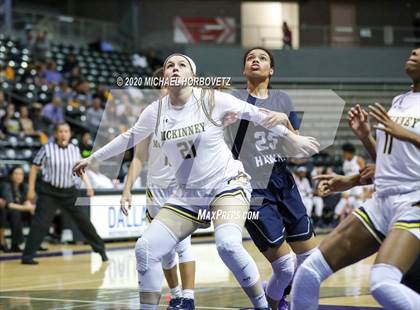 Thumbnail 2 in McKinney vs. Hendrickson (UIL 6A Regional Semifinal Playoff) photogallery.