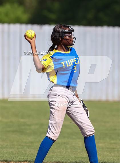 Thumbnail 3 in Tupelo vs. Southaven photogallery.