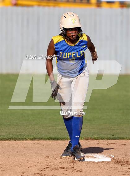 Thumbnail 1 in Tupelo vs. Southaven photogallery.