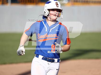 Thumbnail 1 in Tupelo vs. Southaven photogallery.