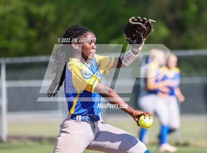 Thumbnail 1 in Tupelo vs. Southaven photogallery.