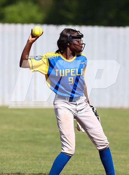 Thumbnail 2 in Tupelo vs. Southaven photogallery.