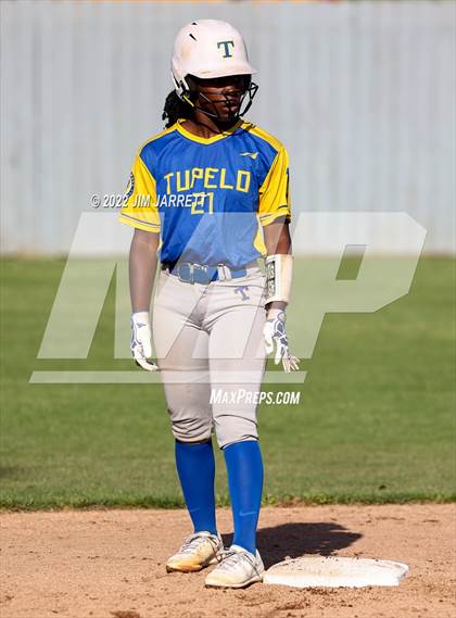 Thumbnail 1 in Tupelo vs. Southaven photogallery.