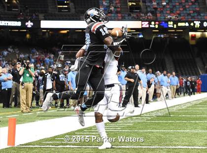 Thumbnail 1 in John Ehret vs. Zachary (LHSAA Class 5A Final) photogallery.