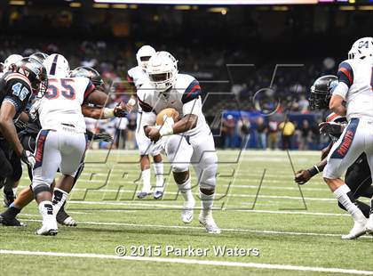 Thumbnail 2 in John Ehret vs. Zachary (LHSAA Class 5A Final) photogallery.