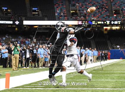 Thumbnail 3 in John Ehret vs. Zachary (LHSAA Class 5A Final) photogallery.