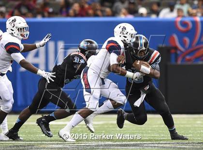 Thumbnail 1 in John Ehret vs. Zachary (LHSAA Class 5A Final) photogallery.