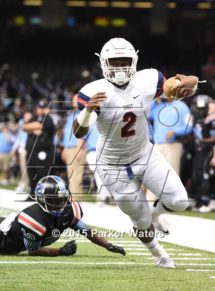 Thumbnail 3 in John Ehret vs. Zachary (LHSAA Class 5A Final) photogallery.
