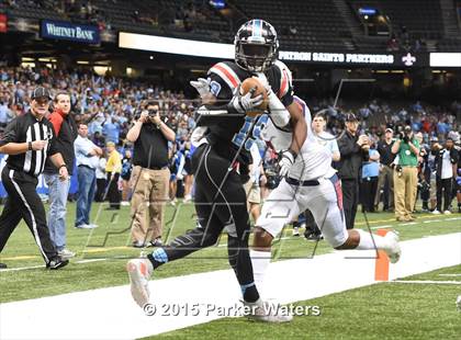 Thumbnail 1 in John Ehret vs. Zachary (LHSAA Class 5A Final) photogallery.