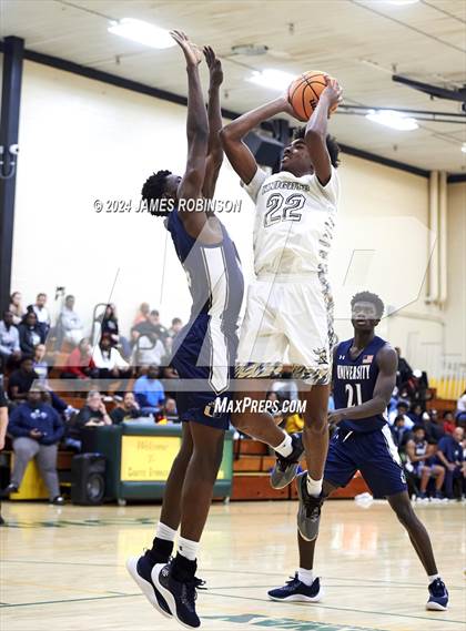 Thumbnail 1 in University Christian vs Oakleaf (Martin Luther King Jr. Showcase) photogallery.