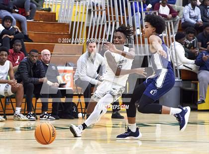 Thumbnail 3 in University Christian vs Oakleaf (Martin Luther King Jr. Showcase) photogallery.