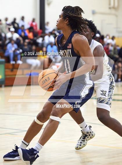 Thumbnail 2 in University Christian vs Oakleaf (Martin Luther King Jr. Showcase) photogallery.