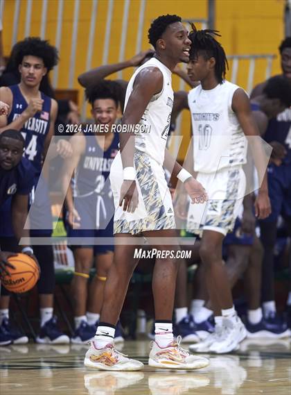 Thumbnail 1 in University Christian vs Oakleaf (Martin Luther King Jr. Showcase) photogallery.