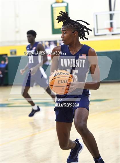 Thumbnail 2 in University Christian vs Oakleaf (Martin Luther King Jr. Showcase) photogallery.