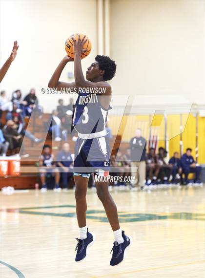 Thumbnail 3 in University Christian vs Oakleaf (Martin Luther King Jr. Showcase) photogallery.
