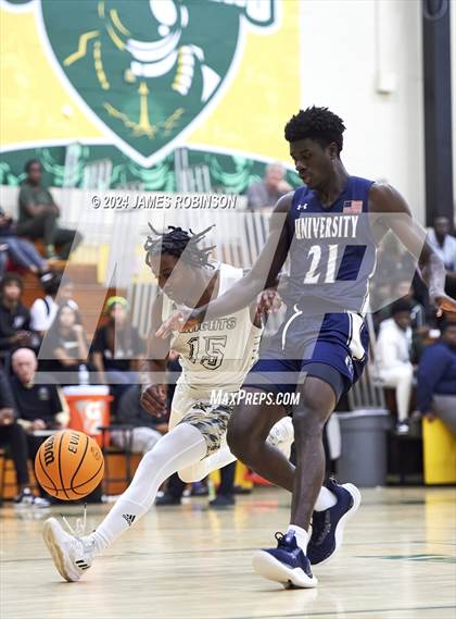 Thumbnail 2 in University Christian vs Oakleaf (Martin Luther King Jr. Showcase) photogallery.