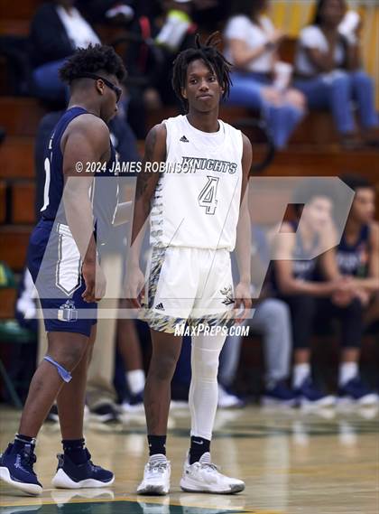 Thumbnail 2 in University Christian vs Oakleaf (Martin Luther King Jr. Showcase) photogallery.