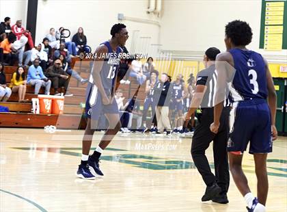 Thumbnail 3 in University Christian vs Oakleaf (Martin Luther King Jr. Showcase) photogallery.