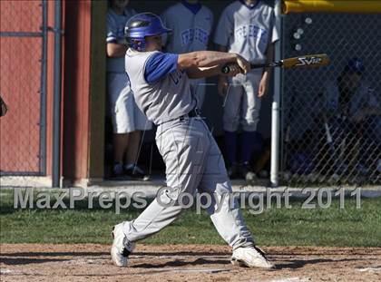 Thumbnail 2 in Columbia vs Freeburg JV photogallery.