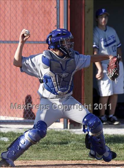 Thumbnail 2 in Columbia vs Freeburg JV photogallery.