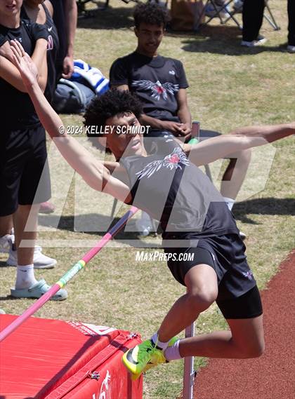 Thumbnail 2 in Weatherford Eagle Invitational (High Jump) photogallery.