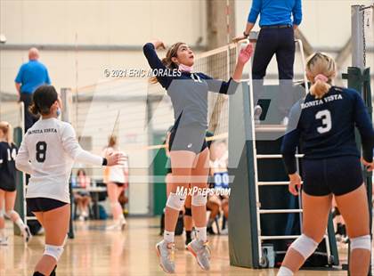 Thumbnail 1 in Flintridge Sacred Heart vs Bonita Vista (Southern California Invitational) photogallery.