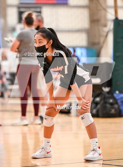 Thumbnail 1 in Flintridge Sacred Heart vs Bonita Vista (Southern California Invitational) photogallery.