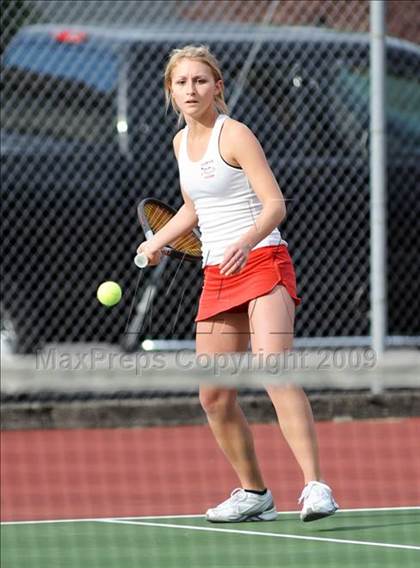 Thumbnail 2 in Stanwood @ Marysville-Pilchuck photogallery.