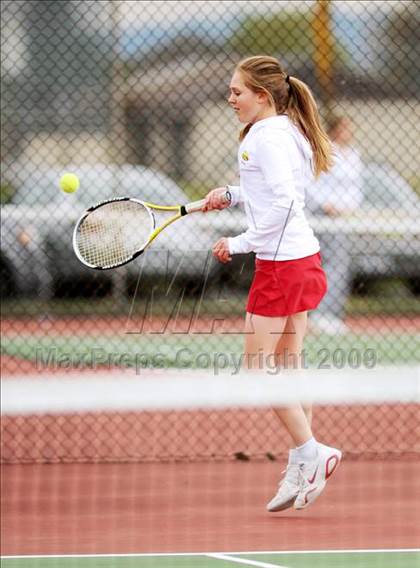 Thumbnail 3 in Stanwood @ Marysville-Pilchuck photogallery.