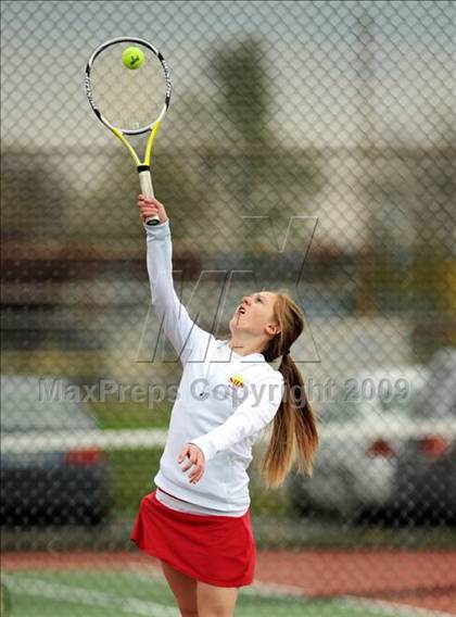 Thumbnail 1 in Stanwood @ Marysville-Pilchuck photogallery.