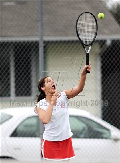 Thumbnail 1 in Stanwood @ Marysville-Pilchuck photogallery.