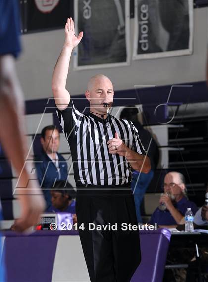 Thumbnail 3 in Capital Christian vs. Oak Ridge (St. Hope Elite Classic) photogallery.