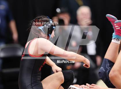 Thumbnail 1 in CHSAA 5A Final photogallery.