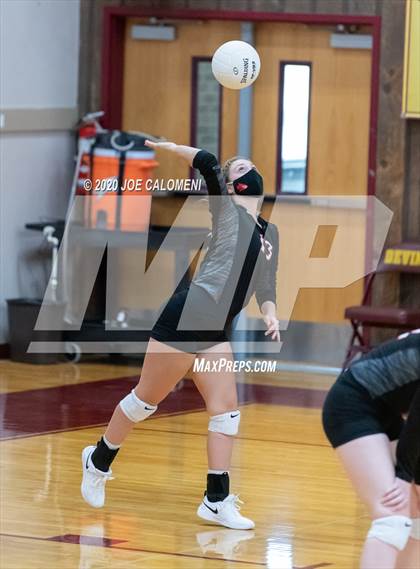 Thumbnail 2 in Poteet vs Ingram Moore photogallery.