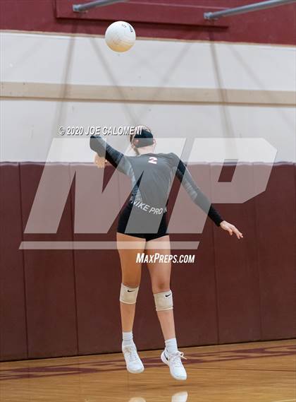 Thumbnail 2 in Poteet vs Ingram Moore photogallery.