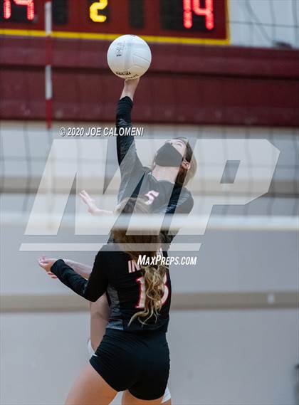 Thumbnail 3 in Poteet vs Ingram Moore photogallery.