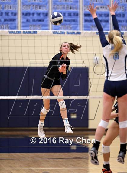 Thumbnail 2 in Lewis-Palmer @ Valor Christian photogallery.