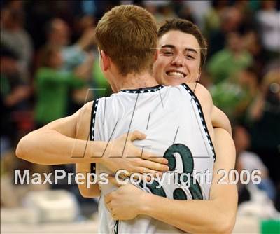 Thumbnail 3 in Mater Dei vs. Palo Alto (CIF State D2 Final) photogallery.