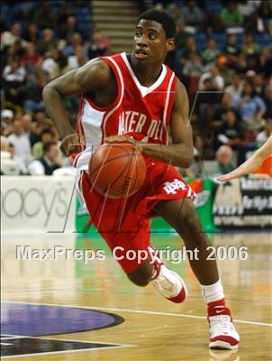Thumbnail 3 in Mater Dei vs. Palo Alto (CIF State D2 Final) photogallery.